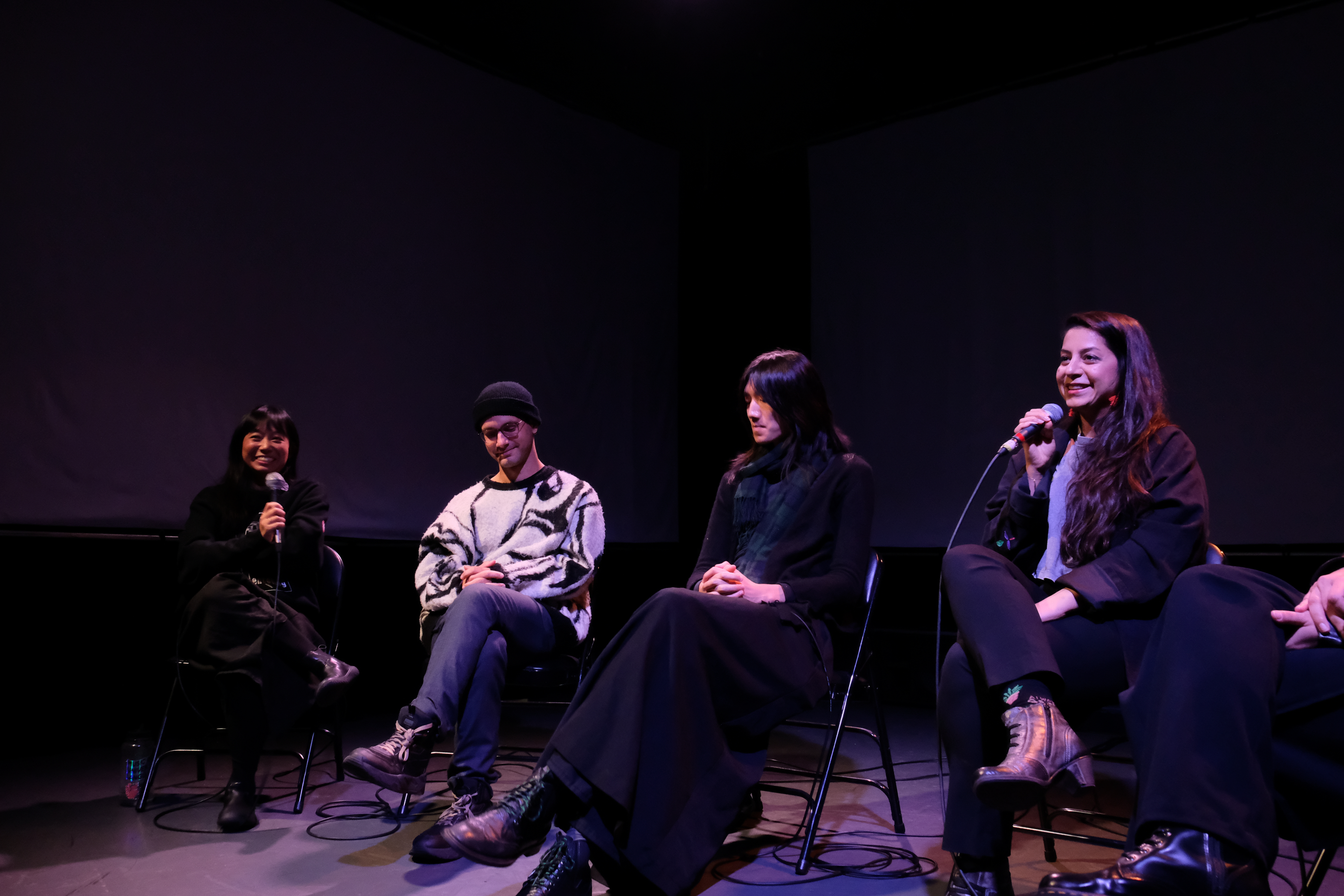 XEL · Soft Possibilities — screen composition, synchronized heartbeat installation